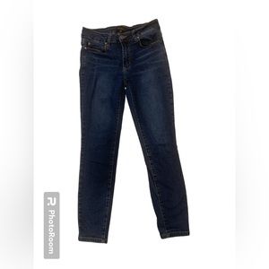 Tahari | Kelly classic skinny jeans size 4/27